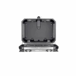 Monokey Top Box 58Ltr Trekker Outback Silver- Givi(Skuidobkn58askuid Trekker Outback 58l Silver Top Case Givi) -Biken Biker Store 3 dd90a8e2 2138 4470 b4d3 0a2da5c9e6d9