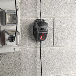 Givi BATTERY CHARGER / CHARGE MAINTAINER -S510(Skuids510skuid Battery Charger Charge Maintainer S510) -Biken Biker Store battery charger charge maintainer s510 920