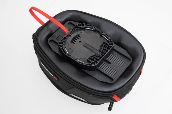Quick Lock Pro City Tank Bag 11-14L - SW-Motech(Skuidbc Trs 00 104 30000skuid Sw Motech 11 14l Quick Lock Pro City Tank Bag Sw Motech) 3 Quick Lock Pro City Tank Bag 11-14L - SW-Motech(Skuidbc Trs 00 104 30000skuid Sw Motech 11 14l Quick Lock Pro City Tank Bag Sw Motech) - Image 3