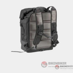 Saddle & Rucksack Bag 18Ltr- Givi(Skuidcrm101skuid Crm101 Rucksack Saddle Bag 18 Litres Givi)