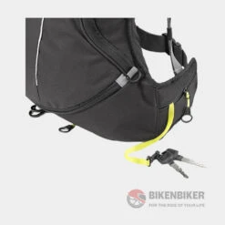 Easy-T Range Expandable Rucksack 22Ltr- Givi(Skuidea104bskuid Ea104b Expandable Rucksack 22 Litres Easy T Range Givi) 9 Easy-T Range Expandable Rucksack 22Ltr- Givi(Skuidea104bskuid Ea104b Expandable Rucksack 22 Litres Easy T Range Givi) -Biken Biker Store ea104b expandable rucksack 22 litres easy t range givi bag 246