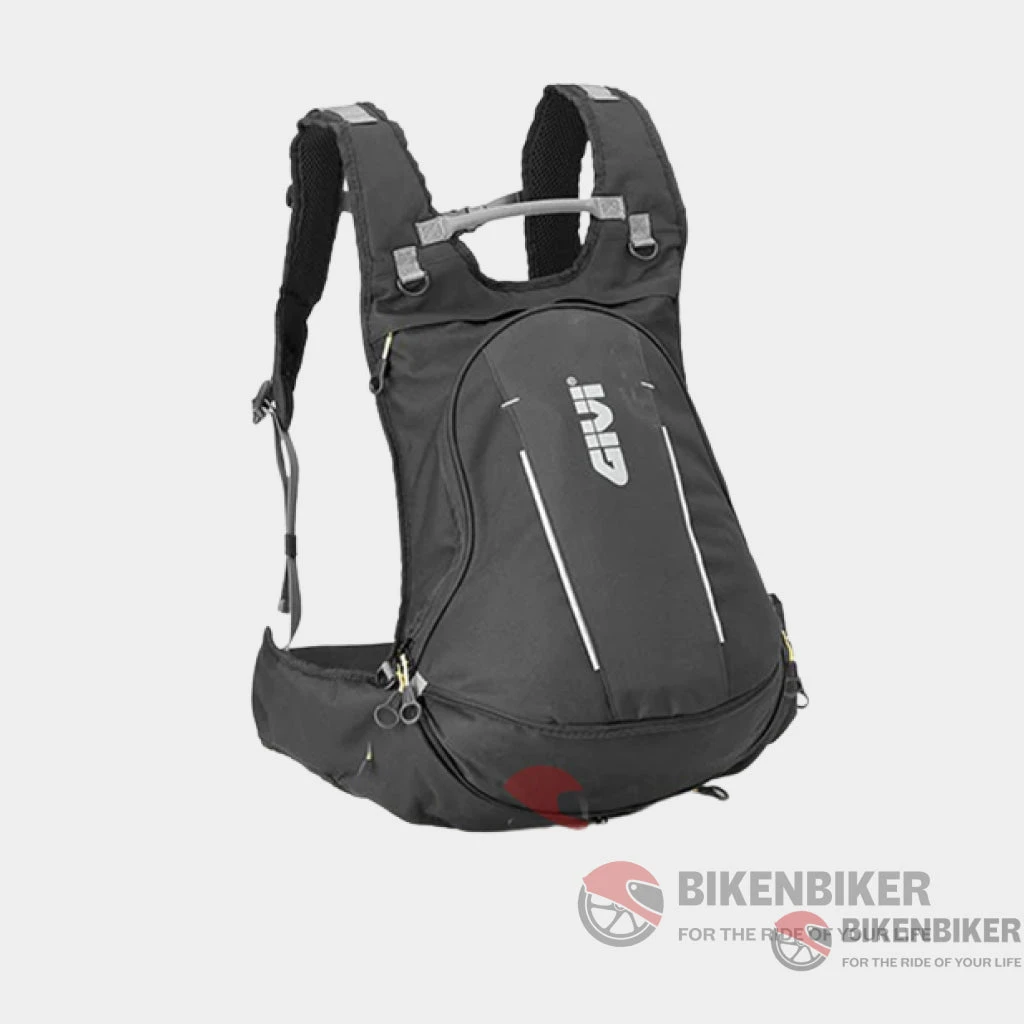Easy-T Range Expandable Rucksack 22Ltr- Givi(Skuidea104bskuid Ea104b Expandable Rucksack 22 Litres Easy T Range Givi) 1 Easy-T Range Expandable Rucksack 22Ltr- Givi(Skuidea104bskuid Ea104b Expandable Rucksack 22 Litres Easy T Range Givi)