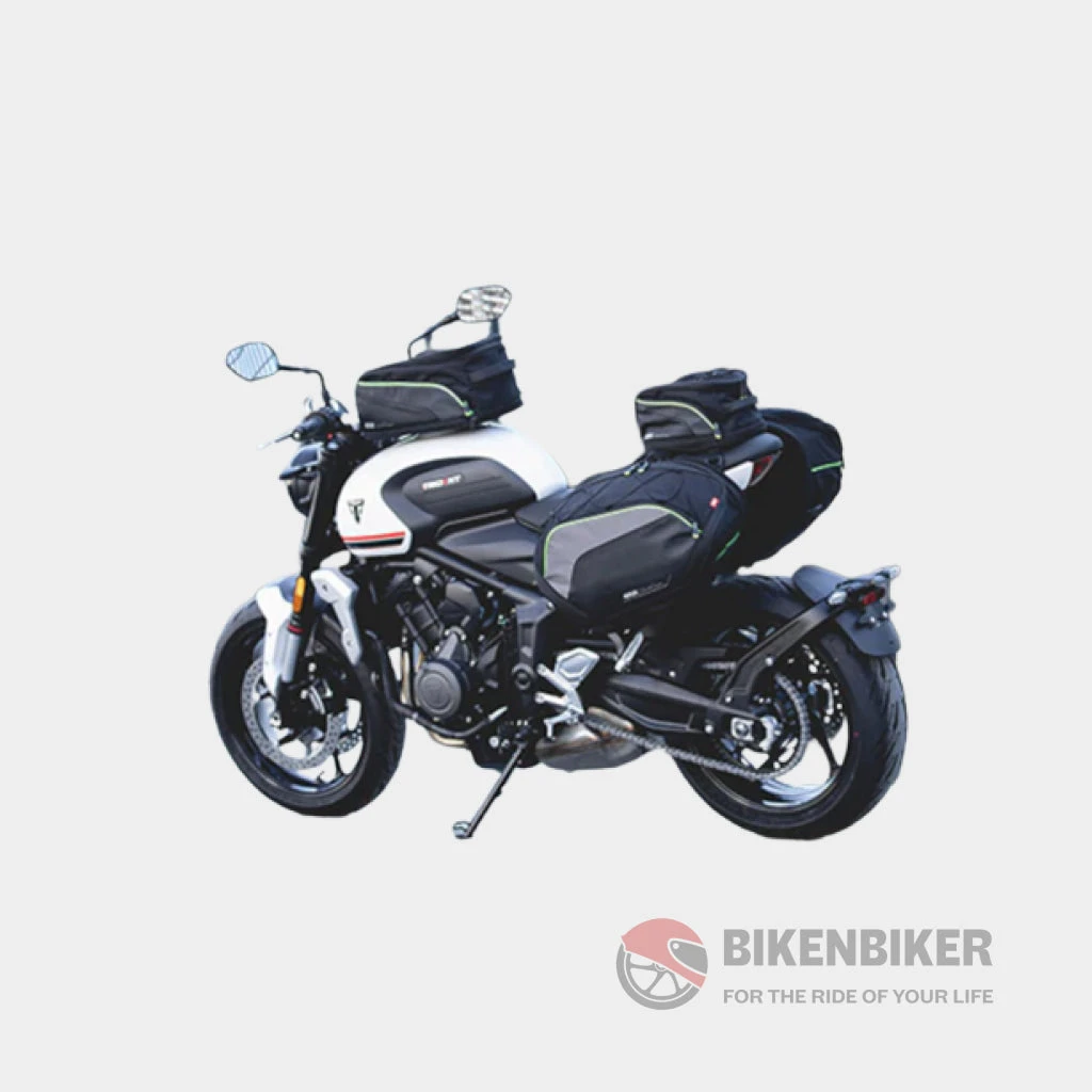 EA127 Pair Of Expandable Side Bags, 30 LTR - Givi(Skuidea127skuid Ea127 Pair Of Expandable Side Bags 30 Ltr Givi) 2 EA127 Pair Of Expandable Side Bags, 30 LTR - Givi(Skuidea127skuid Ea127 Pair Of Expandable Side Bags 30 Ltr Givi) - Image 2