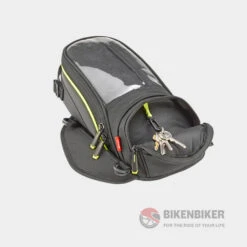 EA138 Tank Bag 6 Litres - Givi(Skuidea138skuid Ea138 Tank Bag 6 Litres Givi) 5 EA138 Tank Bag 6 Litres - Givi(Skuidea138skuid Ea138 Tank Bag 6 Litres Givi) -Biken Biker Store ea138 tank bag 6 litres givi 461