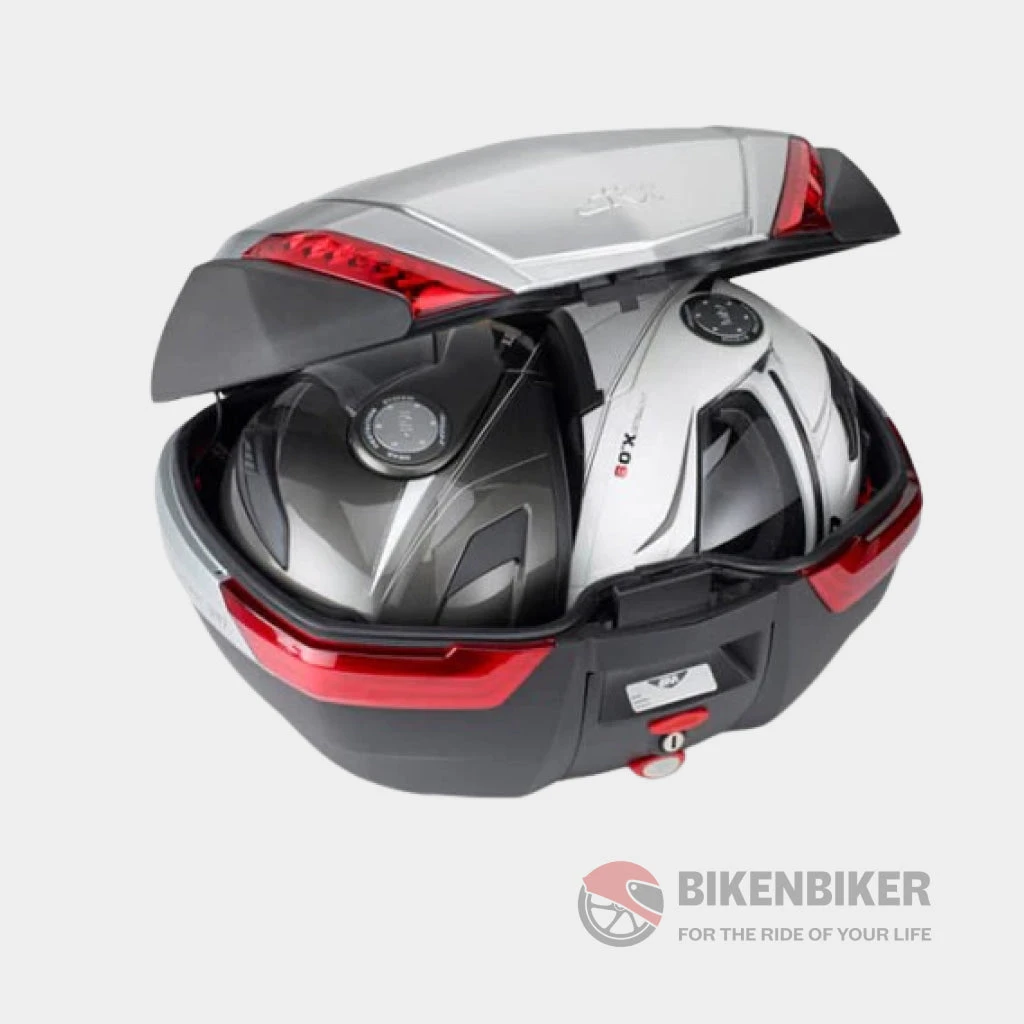 Monokey Top Box 47Ltr With Red Reflectors - Givi(Skuidv47nskuid V46n Top Case With Red Reflectors Givi) 2 Monokey Top Box 47Ltr With Red Reflectors - Givi(Skuidv47nskuid V46n Top Case With Red Reflectors Givi) - Image 2