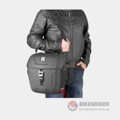 Thermoformed Multilocked Side Bag 18Ltr Metro-T Range - Givi(Skuidmt501sskuid Mt501s Multilocked Thermoformed Multilock Side Bag 18 Litres Metro T Range Givi) -Biken Biker Store mt501s multilocked thermoformed multilock side bag 18 litres metro t range givi case 891