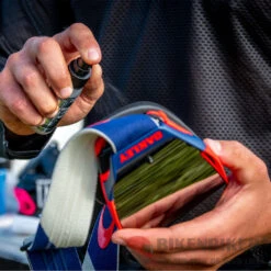 Muc-Off Anti-Fog Treatment - 32ml(Skuid214 1skuid Muc Off Anti Fog Treatment 32ml) -Biken Biker Store muc off anti fog treatment 32ml biker care 717