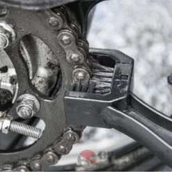 Muc-Off Motorcycle Chain Brush(Skuid350skuid Muc Off Motorcycle Chain Brush) -Biken Biker Store muc off motorcycle chain brush maintenance 664