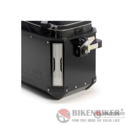 Pair Of Reflective Seri Graphed Stickers-Givi(Skuide145skuid Pair Of Reflective Seri Graphed Stickers Givi)