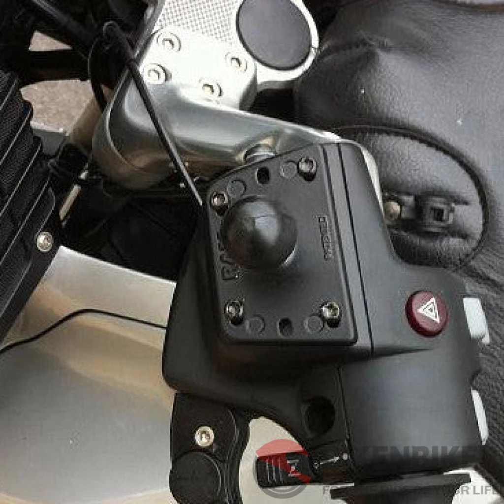 RAM Mounts Motorcycle Brake / Clutch Reservoir Cover Base With 1" Ball Centered(Skuidram B 345uskuid Ram Motorcycle Brake Clutch Reservoir Cover Base With 1 Ball Centered) 2 RAM Mounts Motorcycle Brake / Clutch Reservoir Cover Base With 1" Ball Centered(Skuidram B 345uskuid Ram Motorcycle Brake Clutch Reservoir Cover Base With 1 Ball Centered) - Image 2