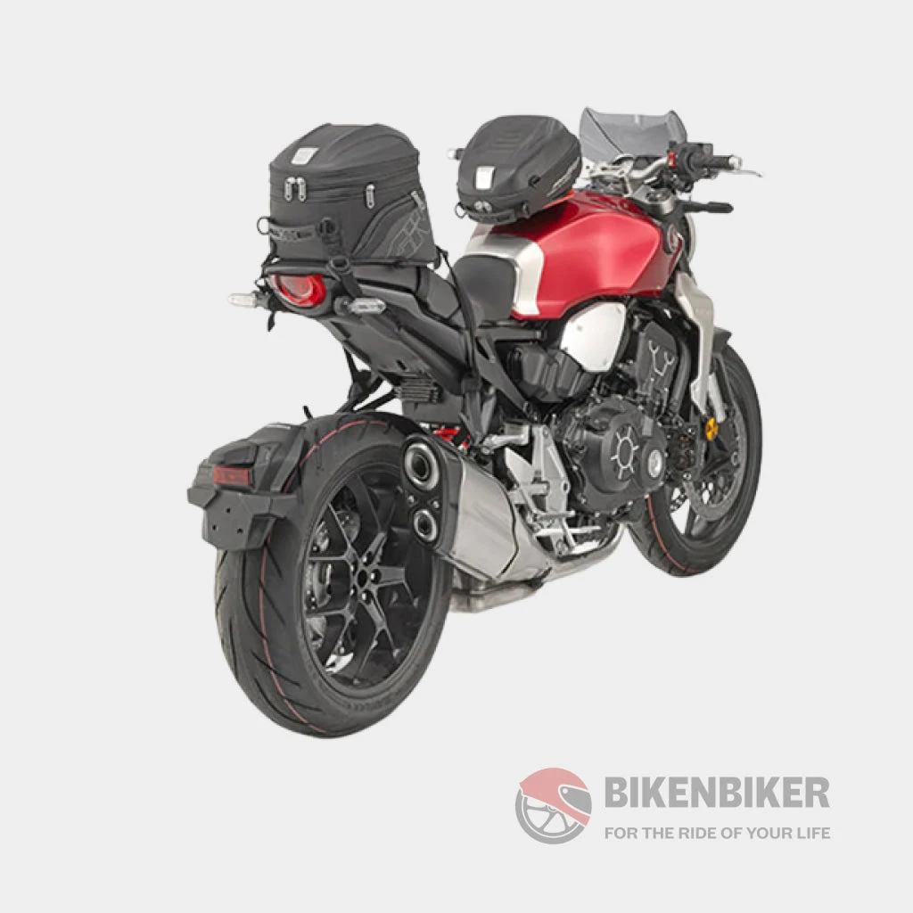 Expandable Thermoformed Tank/Tail Bag 22Ltr - Givi(Skuidst607bskuid St607 Expandable Thermoformed Saddle Bag 22 Litres Givi) 4 Expandable Thermoformed Tank/Tail Bag 22Ltr - Givi(Skuidst607bskuid St607 Expandable Thermoformed Saddle Bag 22 Litres Givi) - Image 4