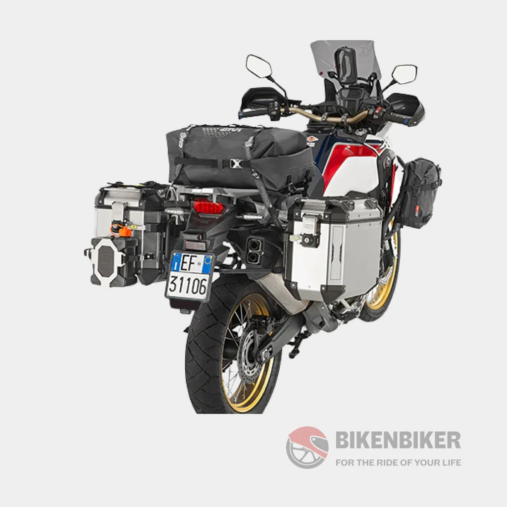 Waterproof Motorcycle Rucksack 35Ltr- Givi(Skuidut802skuid Ut802 Waterproof Motorcycle Rucksack 35 Litres Givi) 3 Waterproof Motorcycle Rucksack 35Ltr- Givi(Skuidut802skuid Ut802 Waterproof Motorcycle Rucksack 35 Litres Givi) - Image 3