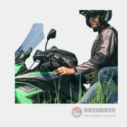 XL06 Tanklock Tankbag - GIVI(Skuidxl06skuid Xl06 Tanklock Tankbag Givi) 7 XL06 Tanklock Tankbag - GIVI(Skuidxl06skuid Xl06 Tanklock Tankbag Givi) -Biken Biker Store xl06 tanklock tankbag givi tank bag 921